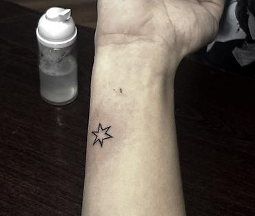 tatoo aparati: Tatu xidməti – evdə. - Qiymət: 15 manatdan. - Eskizlər: minimalist — 3