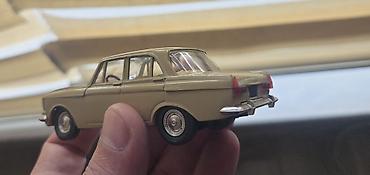 mosu: Moskviç 408 maket avtomobil – 1:43 miqyas - Model: Moskvich 408 sedan — 4