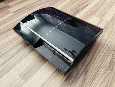 PS3 (Sony PlayStation 3): Playstation 3 üst və tezniki vəziyəti əladır, işıəkdir, heç bir — 3