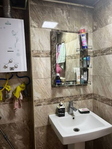 Uzunmüddətli kirayə mənzillər: Xətai rayonu, Cavanşir küçəsi, Gənclik parkın yanında, 9-mərtəbəli — 10