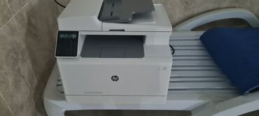 rengli printer satilir: Brend: HP Model: Printer HP Color LaserJet Pro MFP M183fw (7KW56A)