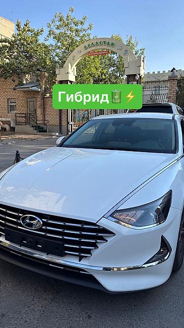 Hyundai Sonata: 2020 г., 2 л, Автомат, Гибрид, Седан