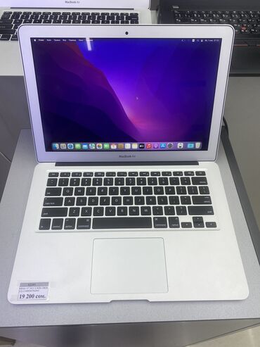 чехол macbook air: Ультрабук, Apple, 2 ГБ ОЗУ, Intel Core i5, 13.3 ", Б/у, Для несложных задач, память SSD