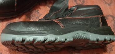Botinkalar: Təmiz Türk İsdesahalı 1 Dəfə olsun Geyinilmiyib 42,43,44Razmerləri var -da lalafo.az — 6 Botinkalar: Təmiz Türk İsdesahalı 1 Dəfə olsun Geyinilmiyib 42,43,44Razmerləri var — 6