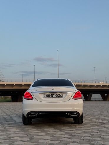 Mercedes-Benz: Mercedes-Benz C 200: 1.6 l | 2017 il Sedan — 7