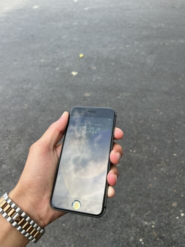 IPhone 8, 64 ГБ, Черный, Отпечаток пальца