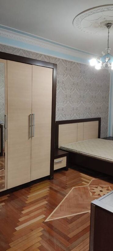 Uzunmüddətli kirayə mənzillər: Azadliq metrosuna yaxin 9 mertebeli binanın 4-cu mərtəbəsində — 6