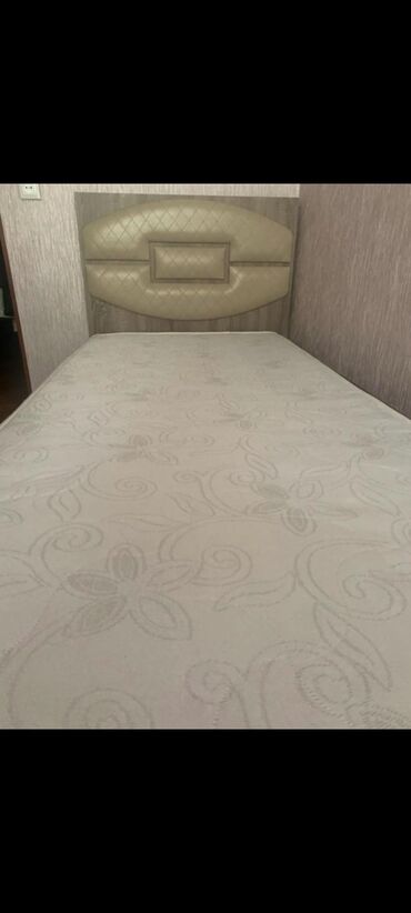 Сковородки: Eni 97sm uzun 207sm ideal veziyyetdi matras verilir ustunde unvan