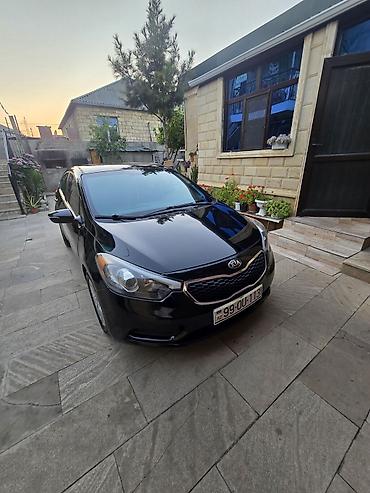 skoda rapid: Kia Forte sedan - Kuzov: 4 qapılı sedan, qara rəng - Mühərrik və — 5