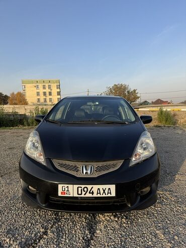дверь на нексию: Honda Fit: 2009 г., 1.5 л, Автомат, Бензин, Хэтчбэк