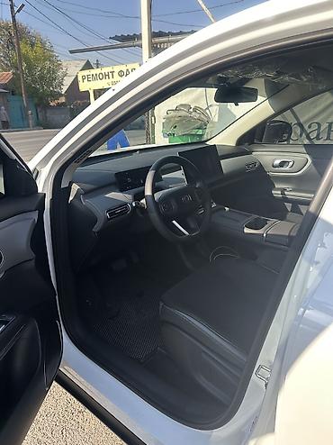Changan: Changan Qiyuan Q05: 2026 г., Кроссовер — 9