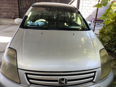 бардачок стрим: Honda Stream: 2002 г., 2 л, Автомат, Газ, Вэн/Минивэн