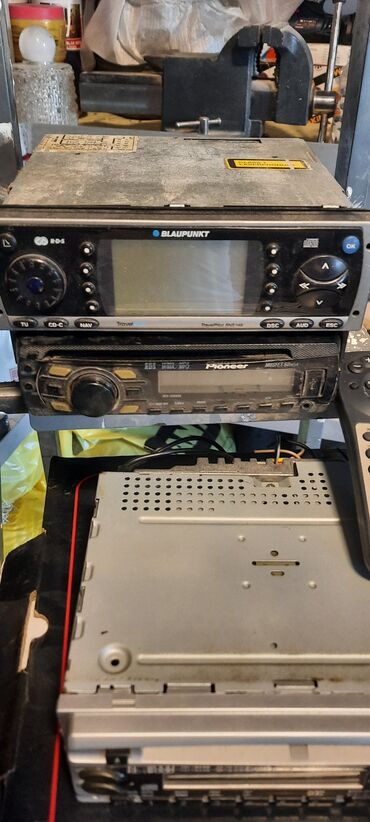 Maqnitofonlar: 3 dənə maşın üçün mqaintafon 3üdə bir yerdədir 3üdə originaldı birinin — 3