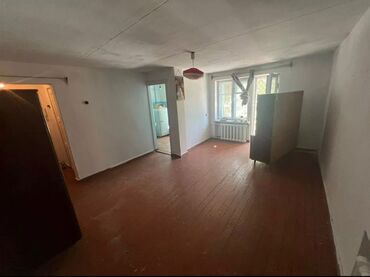 2 ком квартиру купить: 1 комната, 33 м², Индивидуалка, 2 этаж