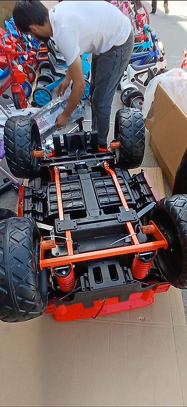 vertolyot konstruktorlar: Uşaq üçün elektrikli maşın – off-road tipli Jeep stilində model - — 4