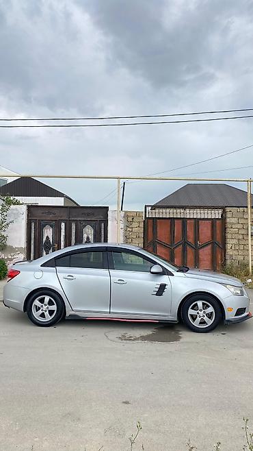 Chevrolet: Chevrolet Cruze: 1.4 l | 2014 il 250250 km Sedan — 5