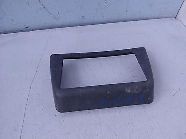 Сenter console Toyota 2000 г., Б/у, Оригинал at lalafo.kg Сenter console Toyota 2000 г., Б/у, Оригинал