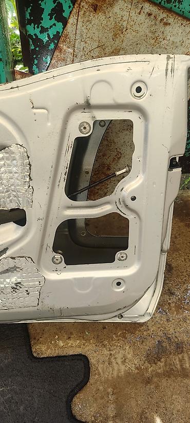 Крышки багажника и комплектующие: Крышка багажника Lexus, 2000 г., Б/у, Оригинал at lalafo.kg — 8 Крышки багажника и комплектующие: Крышка багажника Lexus, 2000 г., Б/у, Оригинал — 8