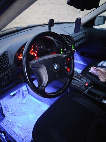 bmw maşınlar: BMW 3 series: 2 l | 1998 il Sedan