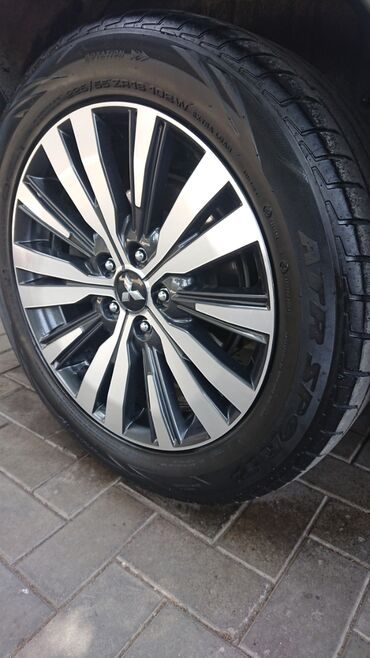 Mitsubishi: Mitsubishi Outlander: 2019 г., 2.4 л, Вариатор, Бензин, Кроссовер — 6