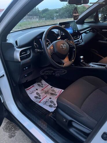 Toyota: Toyota C-HR: 1.8 l. | 2019 έ. SUV/4x4 — 17