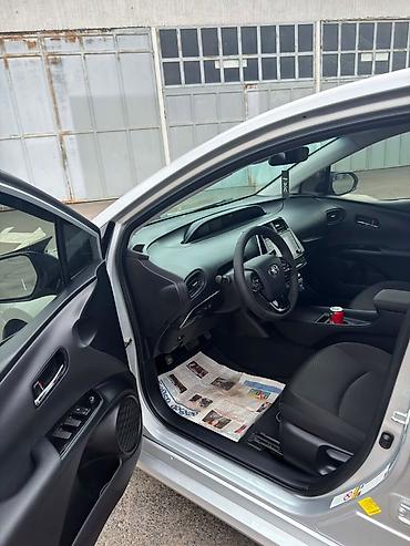 стекла на авто: Toyota Prius: 2020 г., 1.8 л, Автомат, Гибрид, Лифтбек — 9