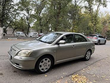 Toyota Avensis: 2003 г., 2 л, Автомат, Бензин, Хетчбек — 4