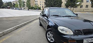 daewoo damas kredit: Daewoo Leganza: 2 l | 1998 il Sedan — 2