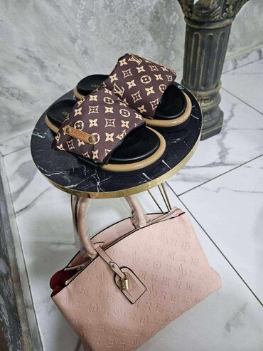 nike мумия цена: Fashion slippers, Louis Vuitton, 41