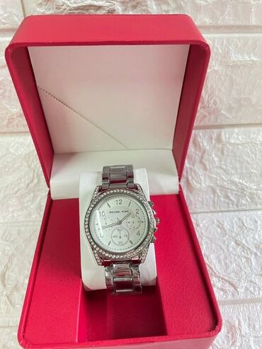 Ručni satovi: Guess, Ženski — 7