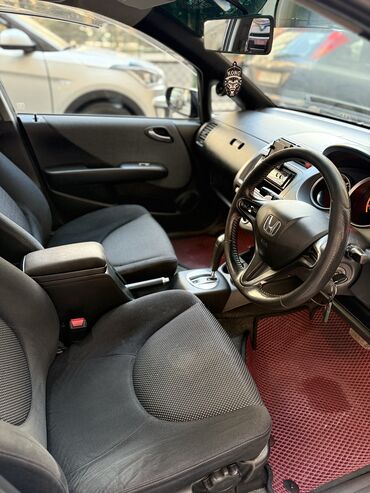 Honda: Honda Fit: 2003 г., 1.5 л, Вариатор, Бензин, Хэтчбэк — 17