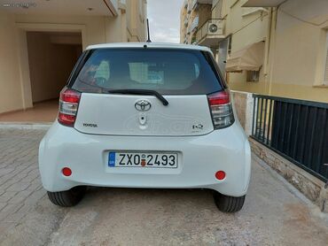 Toyota: Toyota iQ: 1 l. | 2009 έ. Χάτσμπακ — 2