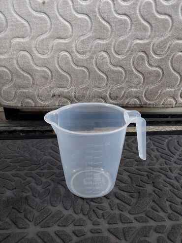 Digər qab-qacaq və mətbəx ləvazimatları: Ölçü qrafinləri dəsti – şəffaf plastik, tutacaqlı və tökmə ağızlı - — 16