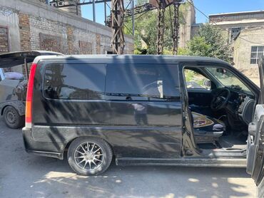 Honda: Honda Stepwgn: 2000 г., 2 л, Автомат, Бензин, Минивэн — 15