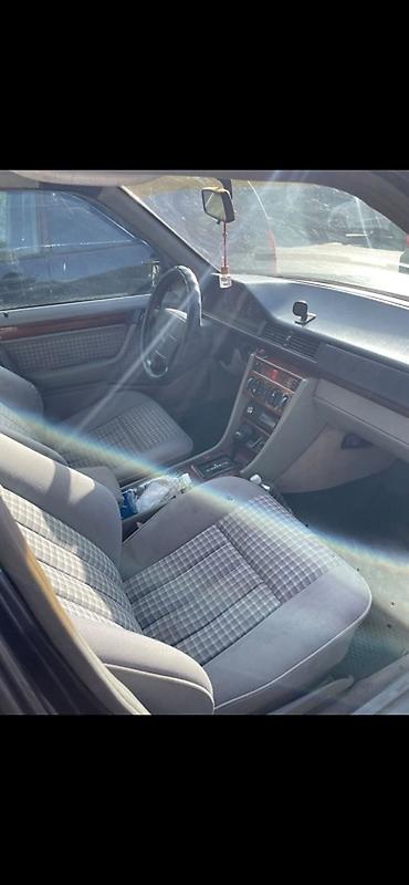 салон на 124 мерс: Mercedes-Benz E-Class: 1995 г., 3.2 л, Автомат, Бензин, Седан — 3