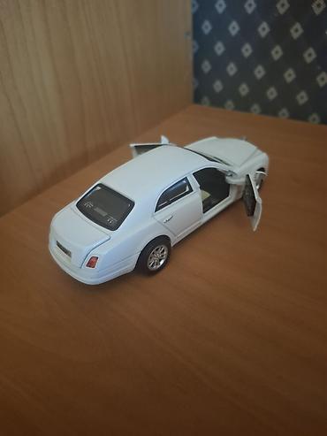 mitsubishi lancer evolution: Bentley Mulsanne miniatür model avtomobil - Miqyas: təxmini 1:24 - — 4