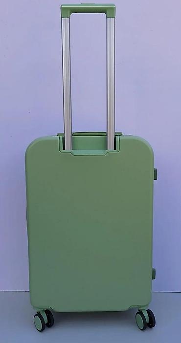 Putni koferi i torbe: Zeleni kofer sa motivom mede – lagan i praktičan - Tvrda školjka — 5