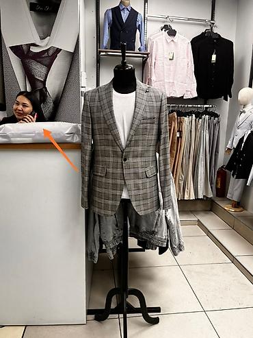 Костюмы: Манекен сатылат абалы жакшы at lalafo.kg — 1 Костюмы: Манекен сатылат абалы жакшы — 1