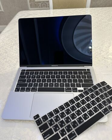 игры для ноутбука: Ноутбук, Apple, 8 ГБ ОЗУ, Apple M2, 13.3 ", Новый, Для несложных задач, память SSD