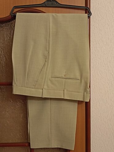 Костюмы: Срочно продаю мужские костюмы, размеры 50/6, 52, 54, пр-во Италии — 3