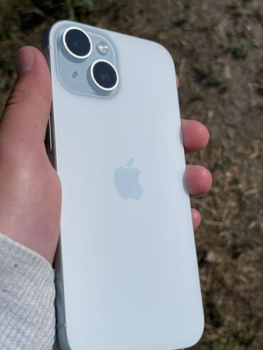 iphone 13 mini бу: IPhone 15, Б/у, 128 ГБ, White Titanium, Зарядное устройство, Кабель, Коробка, 97 %