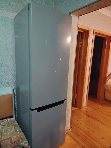 xarab kamera: Xarab 2 qapılı Indesit Soyuducu Satılır, rəng - Gümüşü — 3