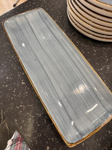 Наборы посуды: Большие тарелки - 7 шт Порционные тарелки- 8 шт Тарелки 1+1 Кесе - 4 — 8