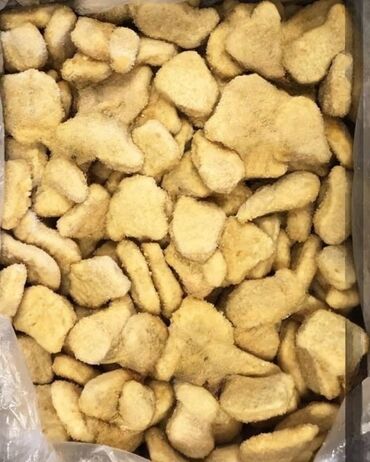 Зоотовары: Замороженные куриные наггетсы (просроченные) на корм для собак и кошек