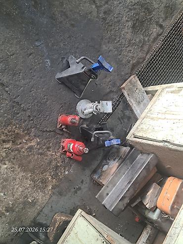 mengene satilir: Avtoservis və emalatxana üçün alət dəsti və iş küncü avadanlıqları — 7