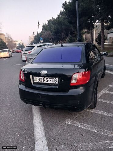 Kia: Kia Rio: 1.4 l | 2010 il Sedan — 13