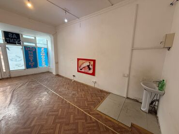 Digər kommersiya daşınmaz əmlakı: Sumqayıt şəhəri 12-ci mikrorayon ərazisində köhnə Okean mağazasının — 2