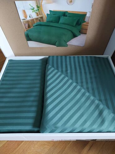 Posteljina: Bračna, Damast — 11