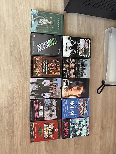 CD, DVD диски: Продаю карты Stray Kids, а также V и JUHGKOOK. По очень низкой цене 😊 — 2