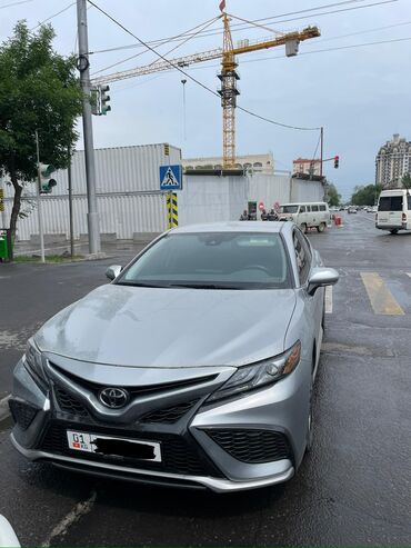 Toyota: Toyota Camry: 2022 г., 2.5 л, Автомат, Бензин, Седан